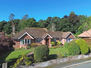 Photo 1- click for photo gallery